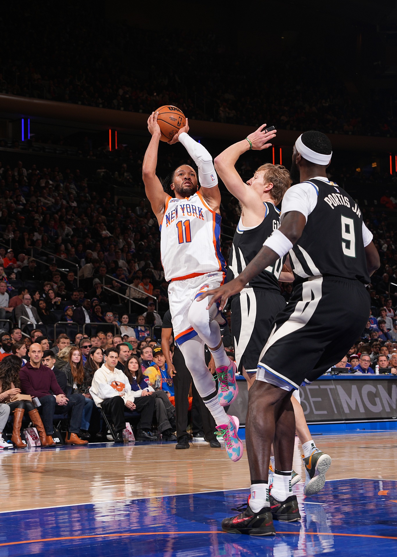 尼克斯力克雄鹿，逆袭成功