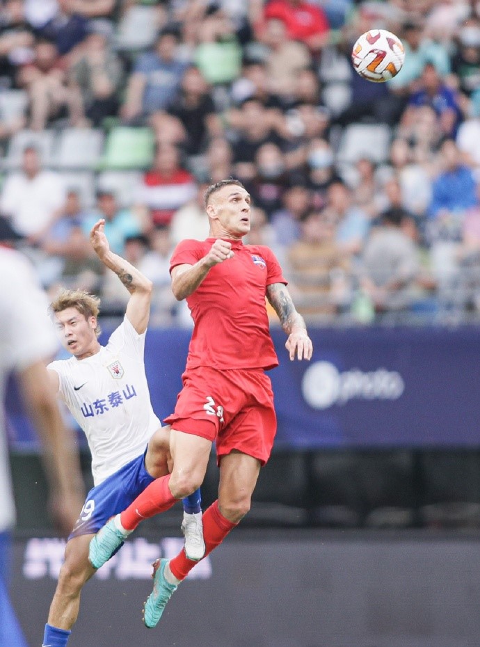 马刺强势塞尔维亚男篮,利拉德爆发神勇 马刺强势塞尔维亚男篮,利拉德爆发神勇